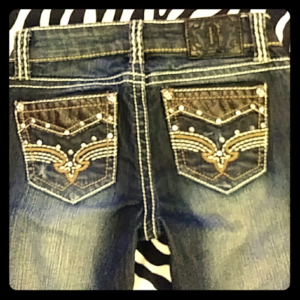 Request Jeans